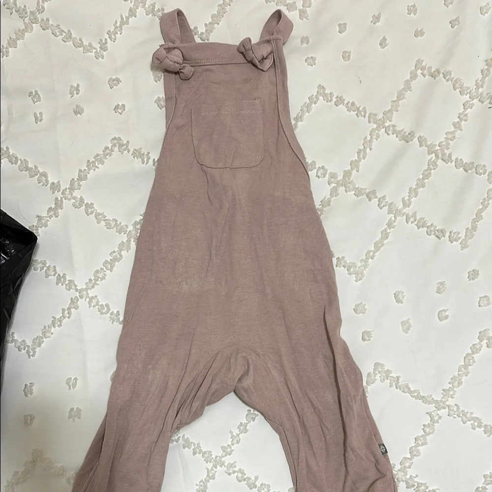 Kyte blush overalls - Picture 2 of 4